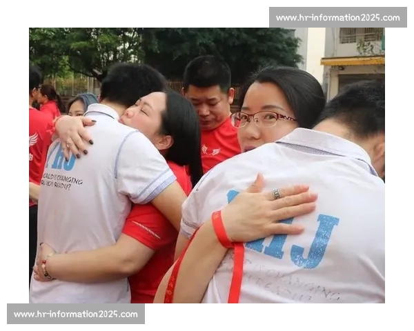 围绕小组出线目标全力拼搏力争晋级展现团队实力与韧性信心未来希望